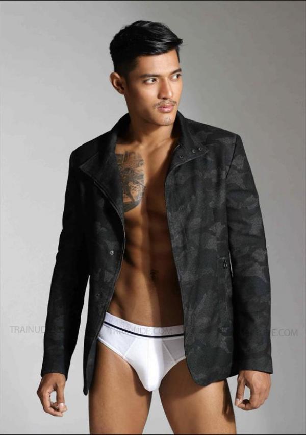 Luxe-06--Htoo-Ant-Lwin--Ebook--Video-